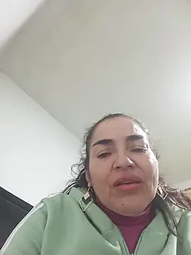 MaryRoze  online show from April 29, 2026, 1:10 am