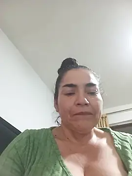 Snapshot of MaryRoze_ chatting on May 10, 2026, 4:12 pm MaryRoze online show from May 10, 2026, 4:12 pm