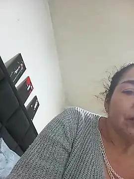 Snapshot of MaryRoze_ chatting on July 13, 2026, 10:34 pm MaryRoze online show from July 13, 2026, 10:34 pm