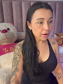 Natural BIGASS Nina online show from June 30, 2026, 8:10 pm