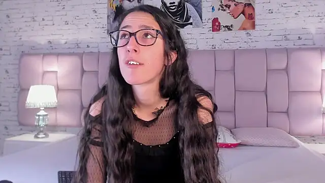 GirafMusic online show from November 21, 2025, 1:10 pm