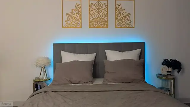 adele armass online show from December 4, 2025, 7:44 pm