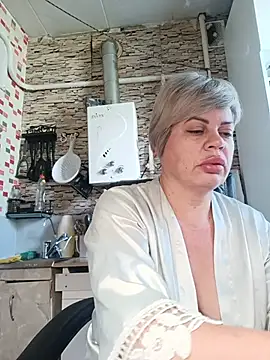 Snapshot of MilkySky chatting on June 8, 2026, 8:04 am MilkySky online show from June 8, 2026, 8:04 am