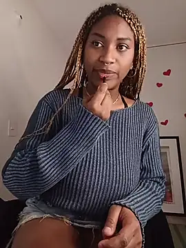 Snapshot of EvonyFoxxx chatting on July 4, 2026, 2:40 am EvonyFoxxx online show from July 4, 2026, 2:40 am