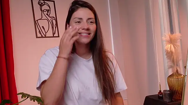 Snapshot of SeleneNova chatting on June 25, 2026, 7:18 pm SeleneNova online show from June 25, 2026, 7:18 pm