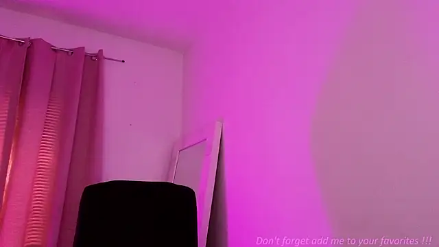 Snapshot of BabyLauritaa chatting on February 2, 2026, 7:01 pm BabyLauritaa online show from February 2, 2026, 7:01 pm