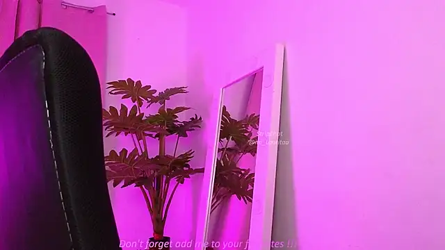 Snapshot of BabyLauritaa chatting on March 21, 2026, 11:08 pm BabyLauritaa online show from March 21, 2026, 11:08 pm