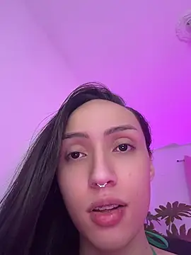 BabyLauritaa online show from June 7, 2026, 10:24 pm