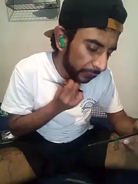 Snapshot of Barbanegra91mx chatting on March 26, 2026, 1:55 am Barbanegra91mx online show from March 26, 2026, 1:55 am