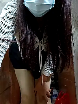 Drizzle-Rian online show from December 14, 2025, 11:15 am