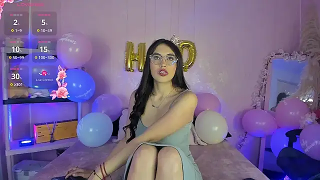 Snapshot of Valk_submissive chatting on July 9, 2026, 4:05 am Valk submissive online show from July 9, 2026, 4:05 am