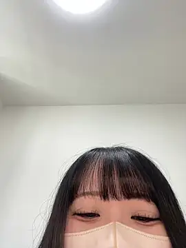 Snapshot of emiri_da_nyan chatting on June 11, 2026, 6:11 am emiri da nyan online show from June 11, 2026, 6:11 am