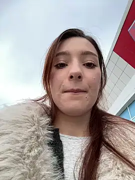 LilluKatten online show from January 6, 2026, 9:46 am