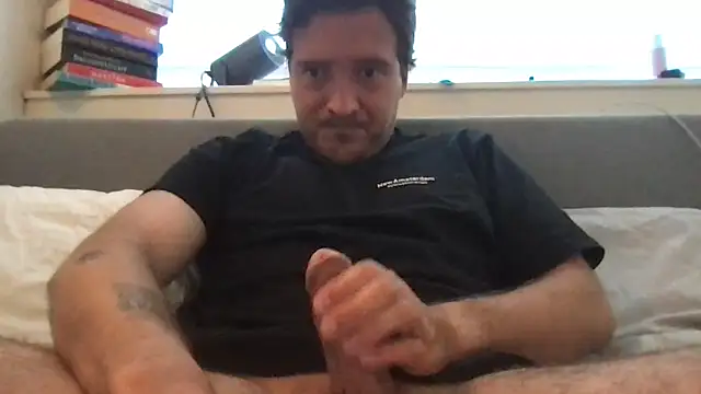 Snapshot of dutchpieter95 chatting on June 19, 2026, 1:59 pm dutchpieter95 online show from June 19, 2026, 1:59 pm