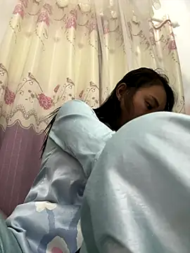 Snapshot of Amino-Suca chatting on November 13, 2025, 12:15 pm Amino-Suca online show from November 13, 2025, 12:15 pm