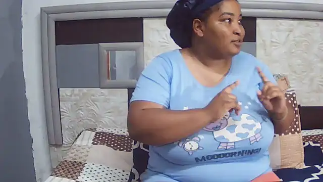 MassiveBoobsxxxx online show from December 21, 2025, 5:53 pm