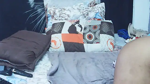 MassiveBoobsxxxx online show from February 2, 2026, 8:57 am