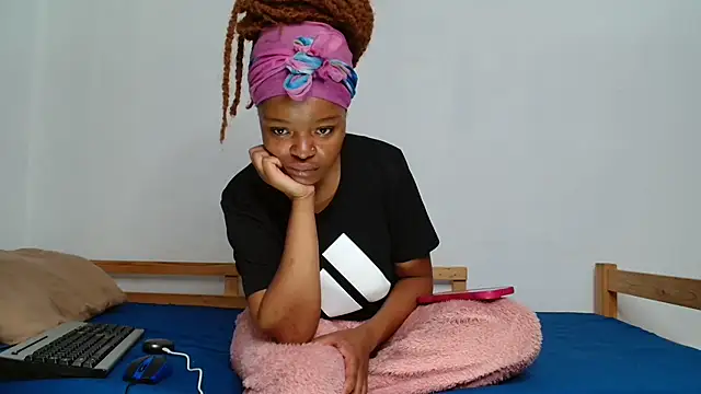 Snapshot of KinkyP6966 chatting on November 24, 2025, 10:37 am KinkyP6966 online show from November 24, 2025, 10:37 am