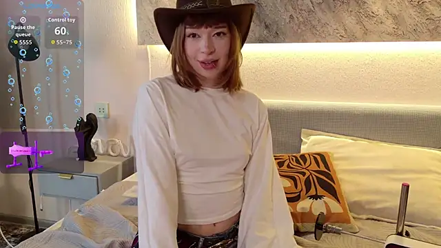 Nicolle moors online show from June 22, 2026, 3:20 pm