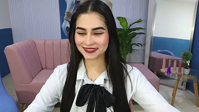 amy lovelydoll online show from June 20, 2026, 7:05 pm