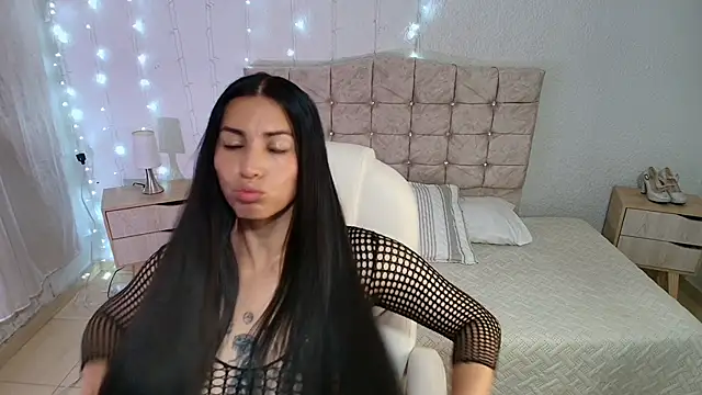 Snapshot of iriina_hotbusty chatting on November 18, 2025, 10:36 pm iriina hotbusty online show from November 18, 2025, 10:36 pm