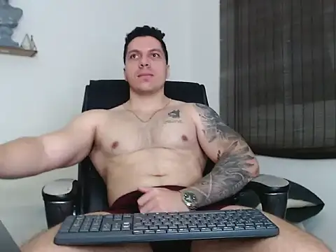 Snapshot of Noah_Swagger_ chatting on November 18, 2025, 7:57 am Noah Swagger online show from November 18, 2025, 7:57 am