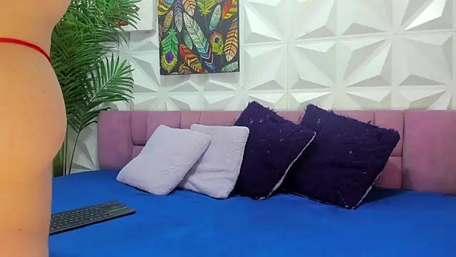 Anggie Miller online show from February 11, 2026, 9:03 am