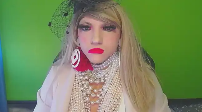 Snapshot of VanesaCrossic chatting on March 20, 2025, 5:35 am VanesaCrossic online show from March 20, 2025, 5:35 am