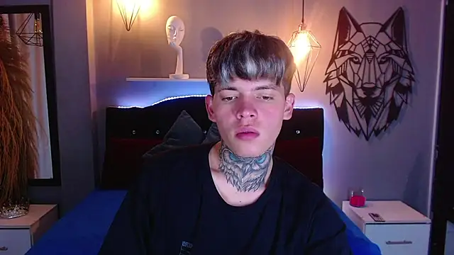 Snapshot of frankboyx chatting on November 9, 2025, 7:34 pm frankboyx online show from November 9, 2025, 7:34 pm