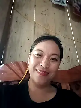 Snapshot of Alice-567 chatting on May 7, 2026, 2:17 am Alice-567 online show from May 7, 2026, 2:17 am