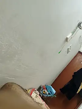 Snapshot of Your_lover_real chatting on December 5, 2025, 5:42 pm Your lover real online show from December 5, 2025, 5:42 pm