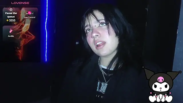 Jessie  wild online show from November 13, 2025, 2:54 am