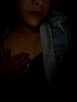 Snapshot of Ngoclan2k chatting on November 18, 2025, 4:50 am Ngoclan2k online show from November 18, 2025, 4:50 am