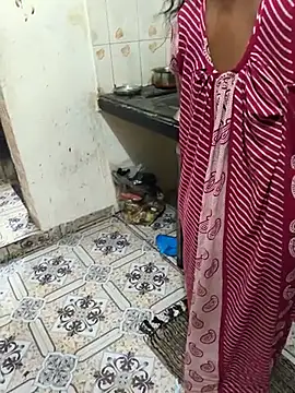 cuteriya5 online show from March 3, 2026, 3:40 pm