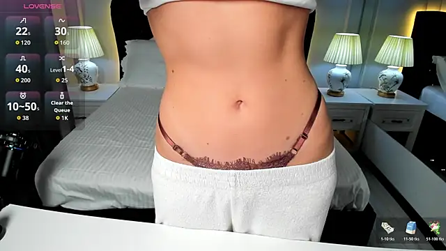 Snapshot of Vivian_Vance chatting on November 20, 2025, 4:23 am Vivian Vance online show from November 20, 2025, 4:23 am