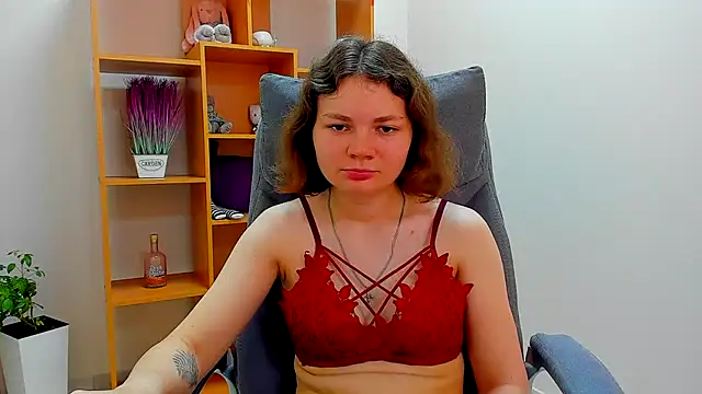Snapshot of Stella-Maers chatting on June 10, 2026, 7:18 am Stella-Maers online show from June 10, 2026, 7:18 am