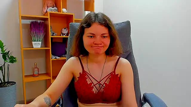 Snapshot of Stella-Maers chatting on June 18, 2026, 7:30 am Stella-Maers online show from June 18, 2026, 7:30 am