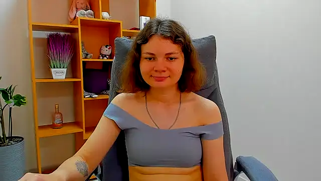 Snapshot of Stella-Maers chatting on June 19, 2026, 7:23 am Stella-Maers online show from June 19, 2026, 7:23 am