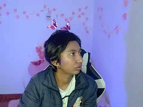 Snapshot of Samanta_777 chatting on November 10, 2025, 3:49 am Samanta 777 online show from November 10, 2025, 3:49 am