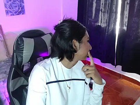 Samanta 777 online show from March 1, 2026, 7:16 pm