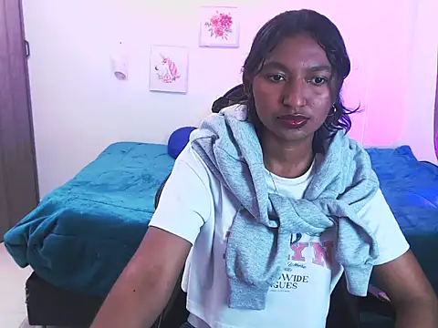 Samanta 777 online show from May 8, 2026, 8:25 pm