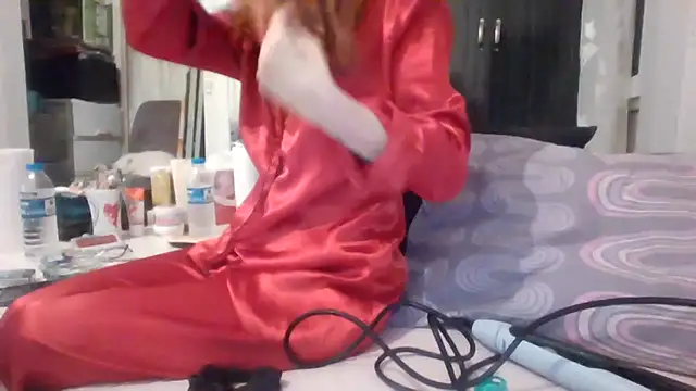 Snapshot of quzel chatting on March 16, 2026, 8:02 pm quzel online show from March 16, 2026, 8:02 pm