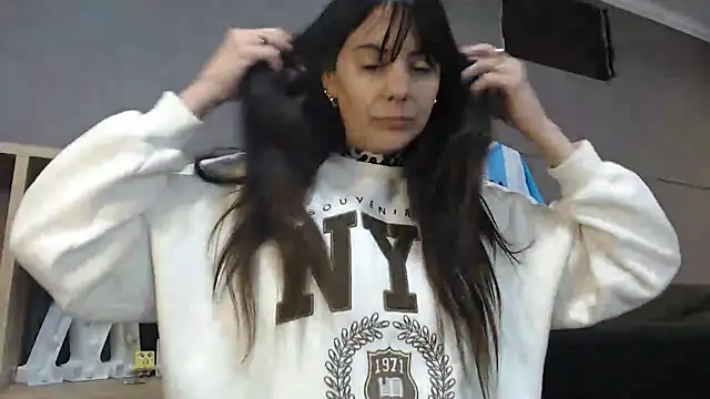 Snapshot of mickystrumia23 chatting on June 16, 2026, 3:47 pm mickystrumia23 online show from June 16, 2026, 3:47 pm