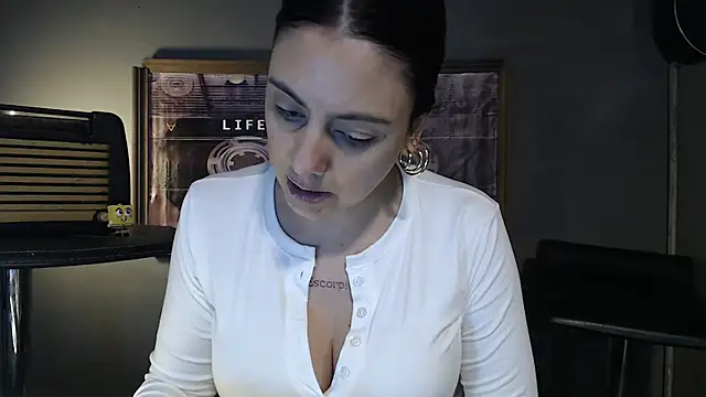 Snapshot of mickystrumia23 chatting on July 31, 2026, 4:28 pm mickystrumia23 online show from July 31, 2026, 4:28 pm