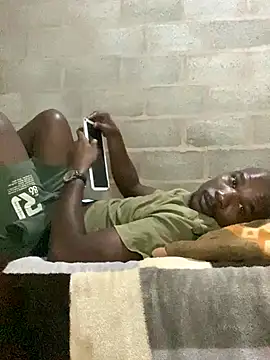 Snapshot of Ndodemnyama@xh chatting on November 9, 2025, 7:45 pm Ndodemnyamaxh online show from November 9, 2025, 7:45 pm