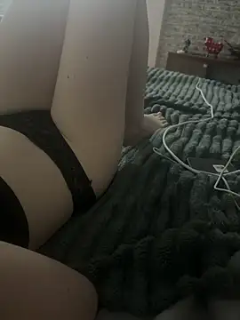 Snapshot of yourboy777 chatting on November 30, 2025, 7:18 pm yourboy777 online show from November 30, 2025, 7:18 pm