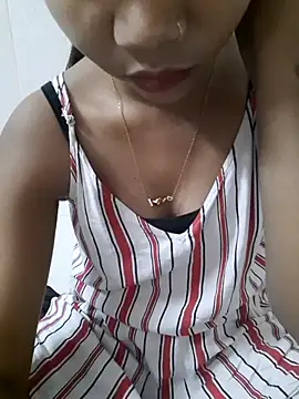 Snapshot of Sona_rani78 chatting on November 16, 2025, 6:35 pm Sona rani78 online show from November 16, 2025, 6:35 pm