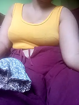 Snapshot of Tina_250 chatting on May 6, 2026, 3:46 am Tina 250 online show from May 6, 2026, 3:46 am