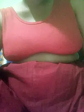 Snapshot of Tina_250 chatting on May 9, 2026, 8:03 pm Tina 250 online show from May 9, 2026, 8:03 pm