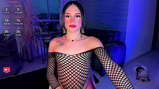 Snapshot of SexyNaza_1 chatting on May 22, 2026, 11:21 pm SexyNaza 1 online show from May 22, 2026, 11:21 pm